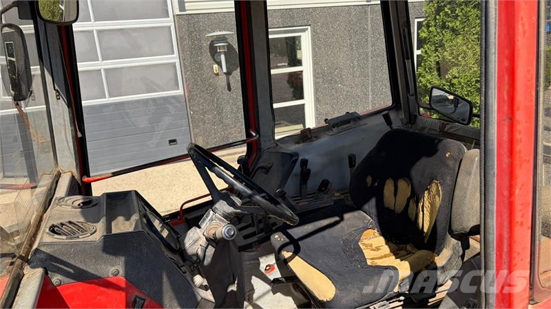 Valmet 705 Med Turbo og frontlæsser Tratores Agrícolas usados