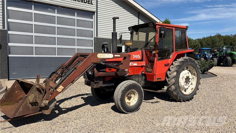 Valmet 705 Med Turbo og frontlæsser Tratores Agrícolas usados