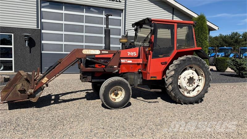 Valmet 705 Med Turbo og frontlæsser Tratores Agrícolas usados