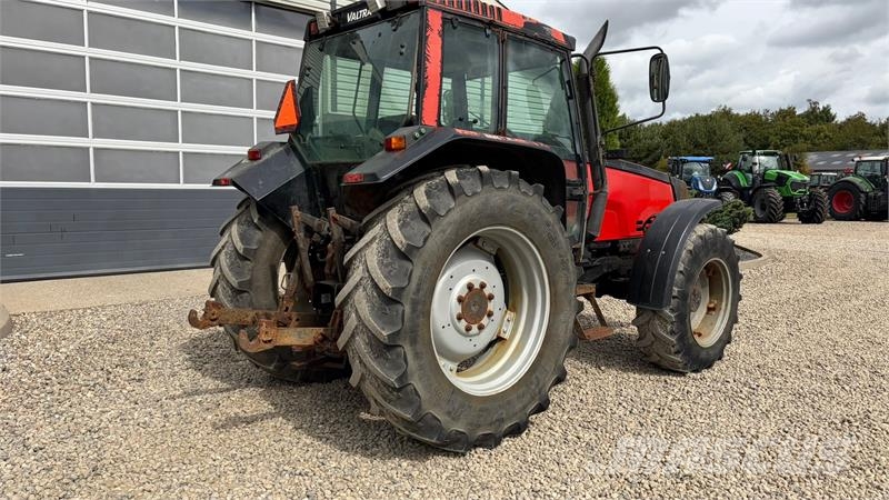 Valmet 8050 Delta Powershift الجرارات