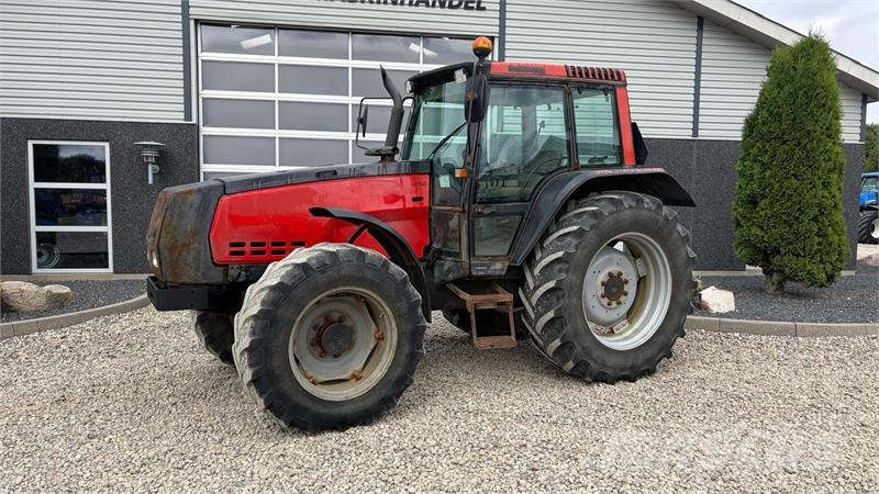 Valmet 8050 Delta Powershift الجرارات