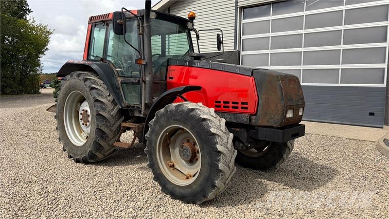 Valmet 8050 Delta Powershift الجرارات
