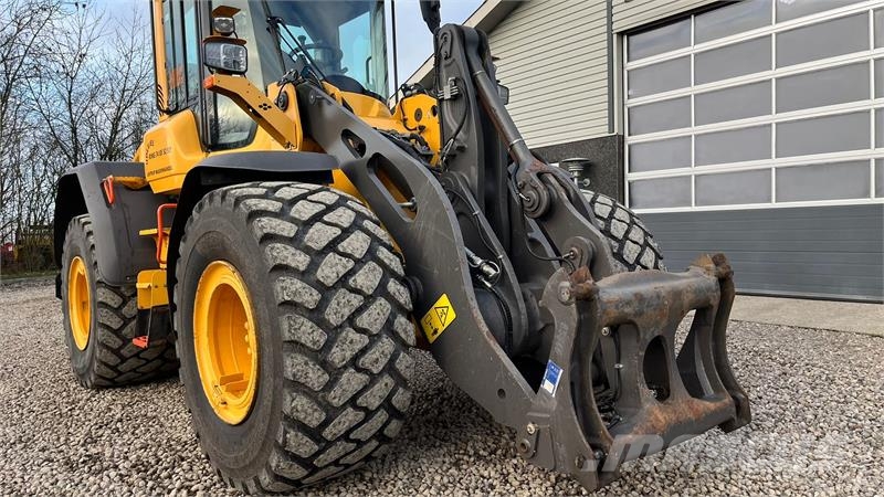 Volvo L90H DK-Maskine med CDC, BSS, 650mm hjul & central Utovarivači na točkove