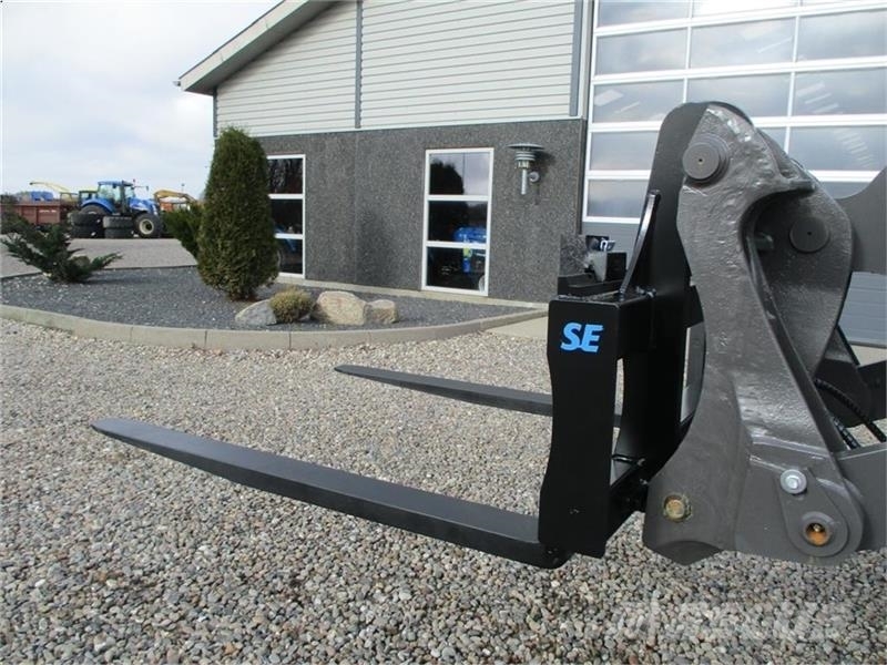 Volvo Pallegafler 5ton 150cm smededegafler. NYT sæt Incarcator pe pneuri