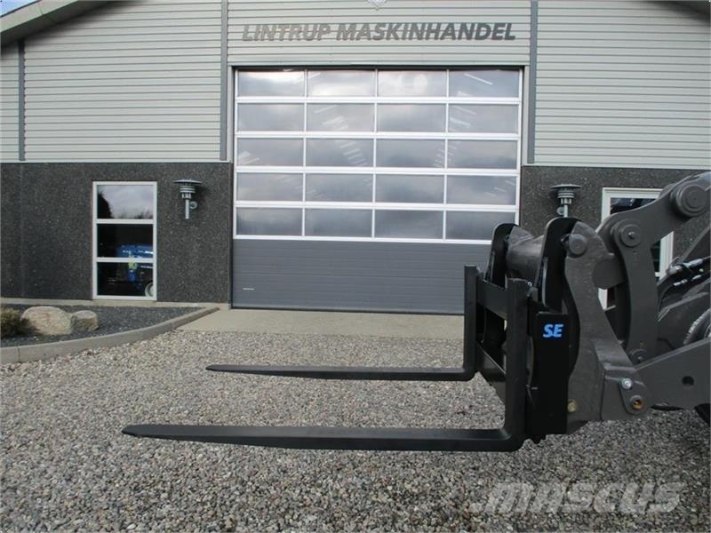 Volvo Pallegafler 5ton 150cm smededegafler. NYT sæt Incarcator pe pneuri