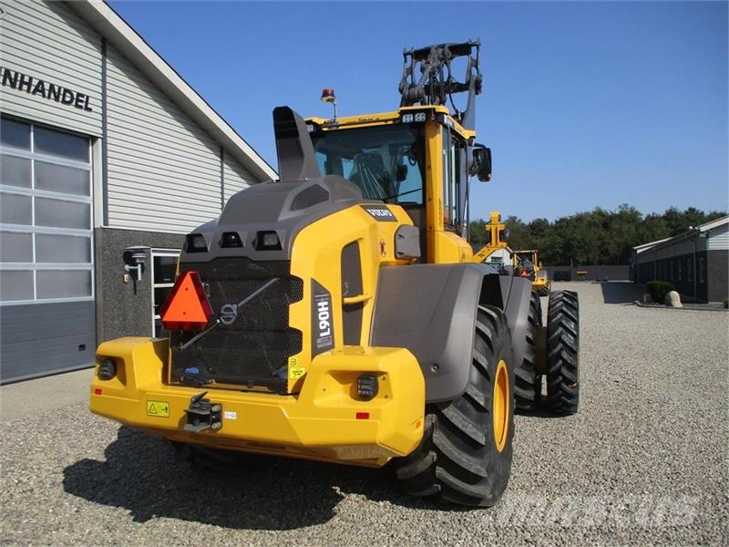 Volvo Tvillingehjul som passer til AGRI 750/65R26 Chargeuse sur pneus
