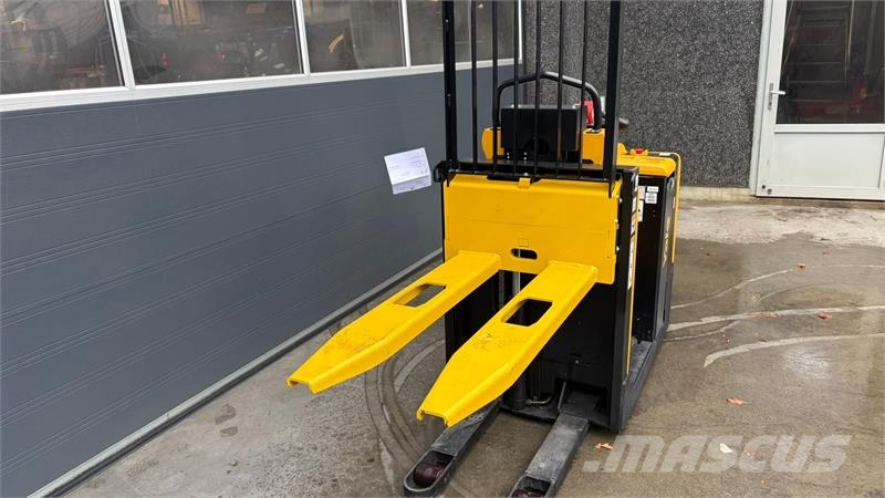 Yale MO10L ماكينات زراعية - غير ذلك