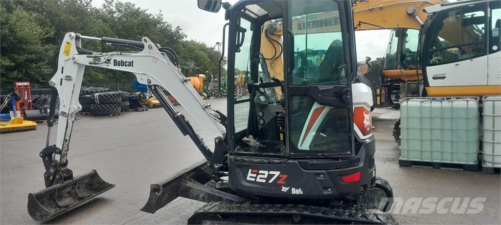Bobcat E27z حفارات زحافة