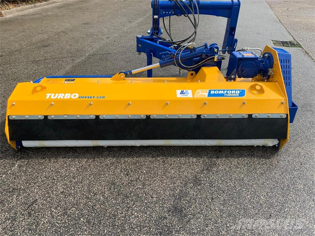 Bomford Turnet Offset Turbo 220 Slåmaskiner