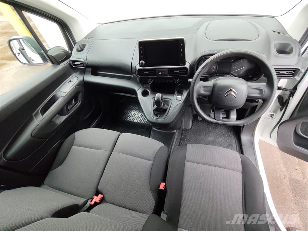  cITREON Berlingo Пікапи / Бічне розвантаження