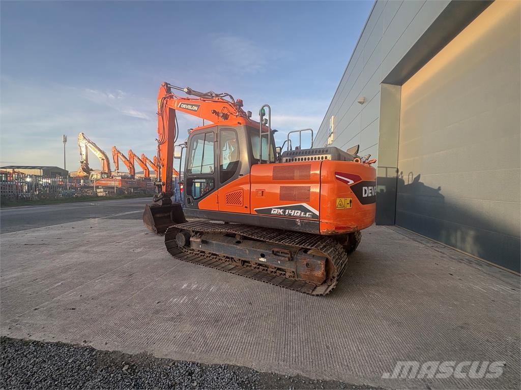 Develon Dx140lc-7 Raupenbagger