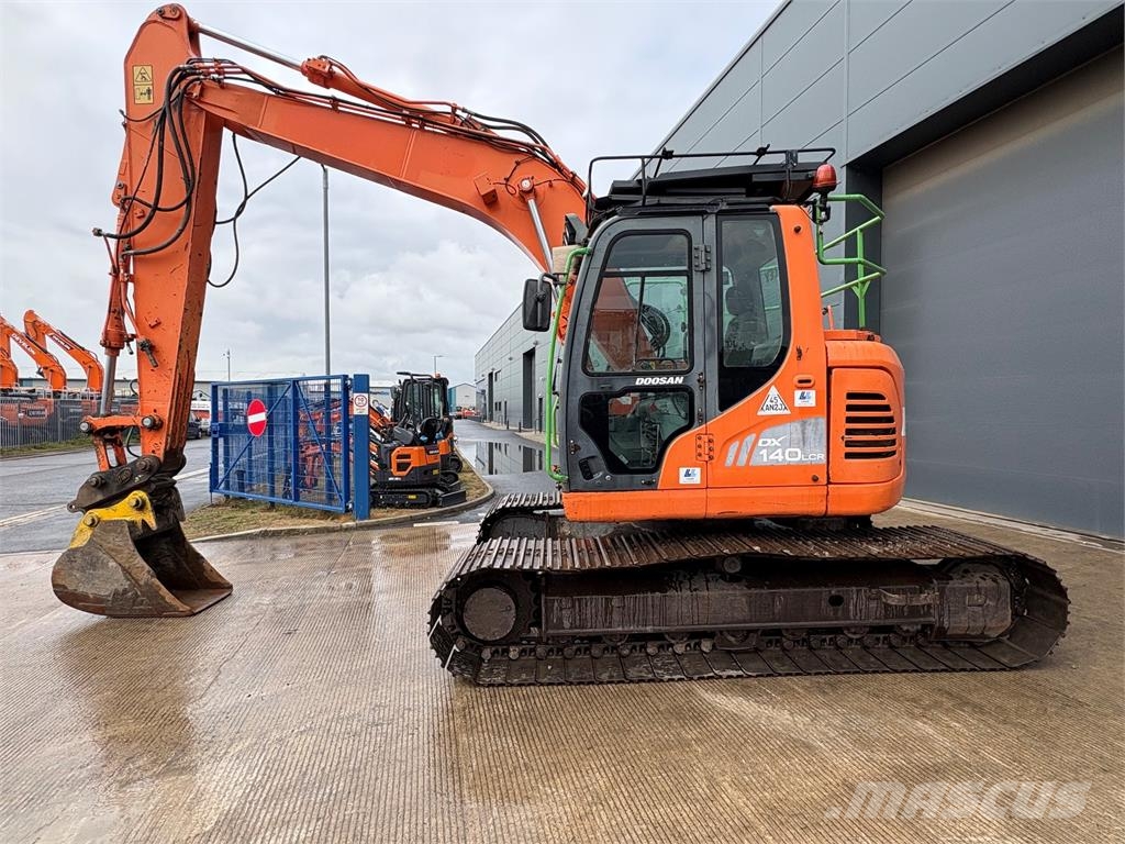 Develon Dx140lcr-3 Верижен екскаватор
