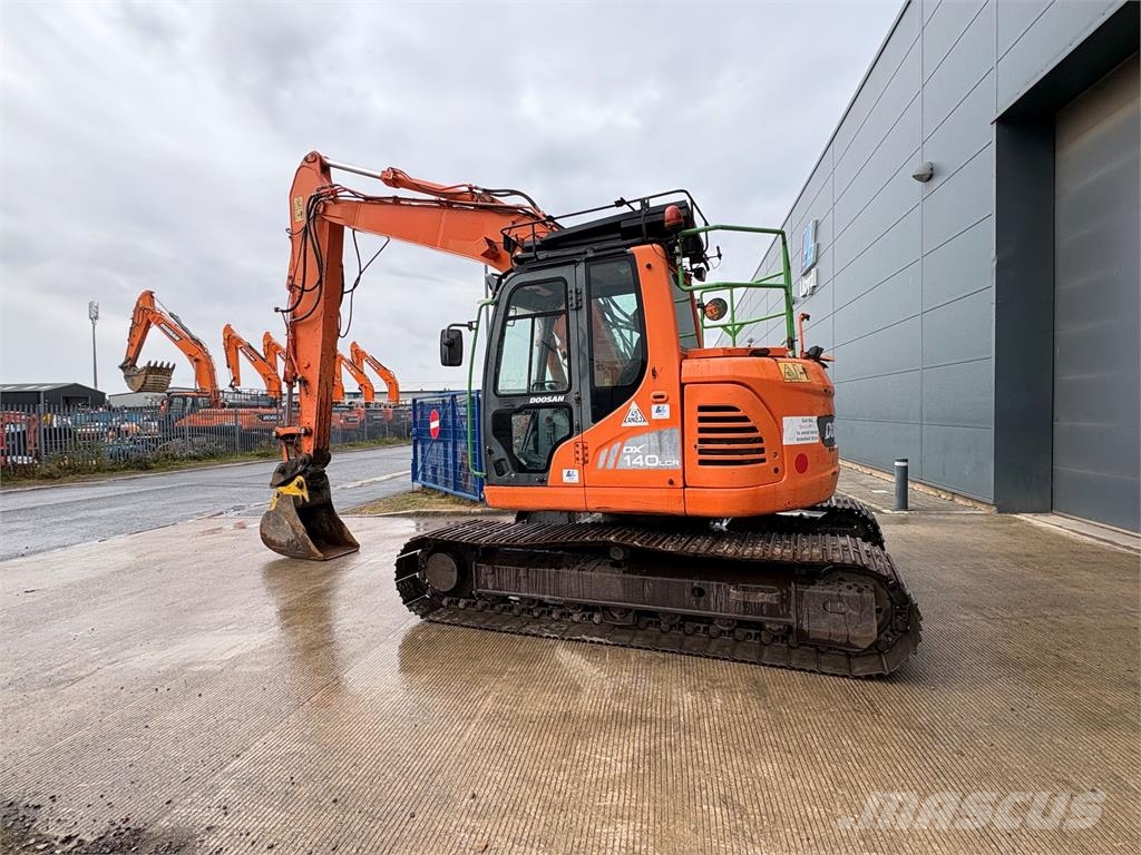 Develon Dx140lcr-3 Верижен екскаватор