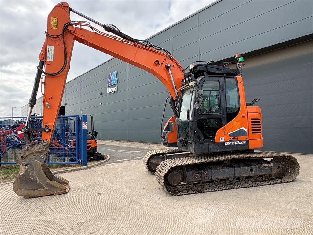 Develon Dx140lcr-7 Kāpurķēžu ekskavatori