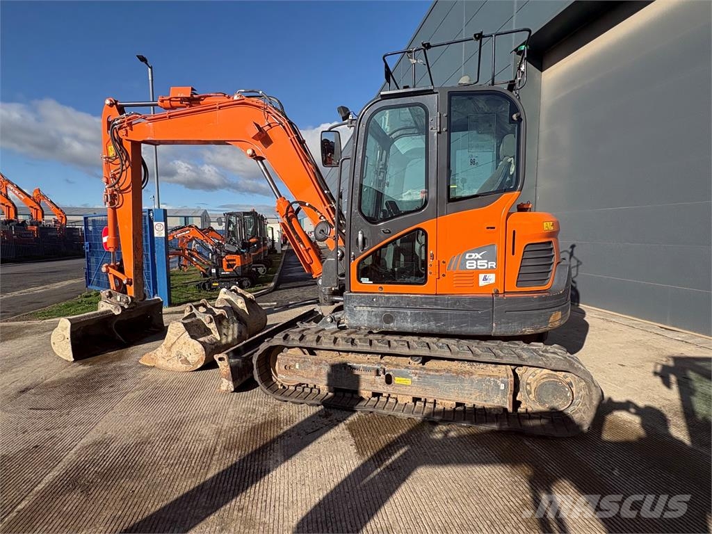 Develon Dx85r-3 Crawler excavators