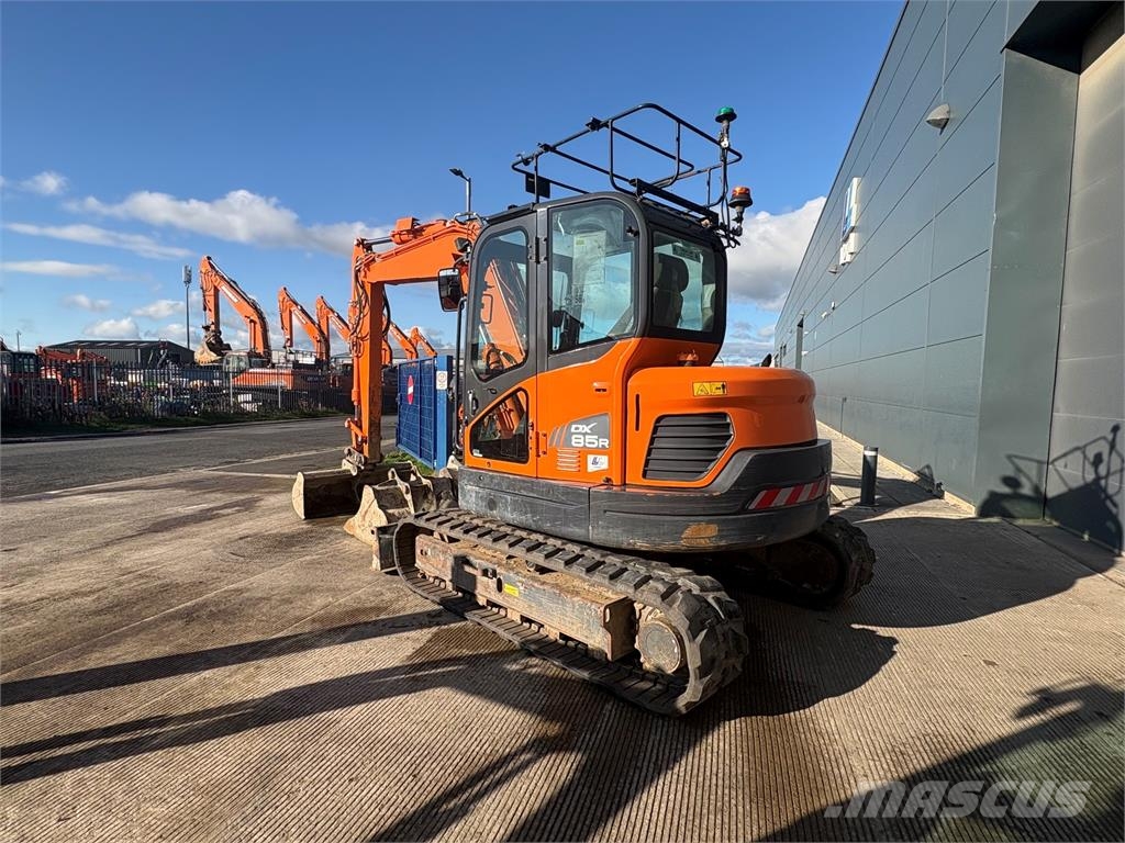 Develon Dx85r-3 Crawler excavators