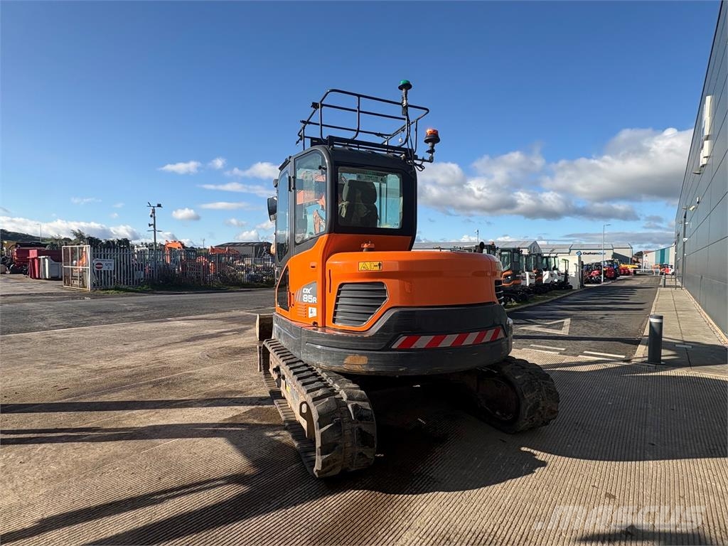 Develon Dx85r-3 Crawler excavators