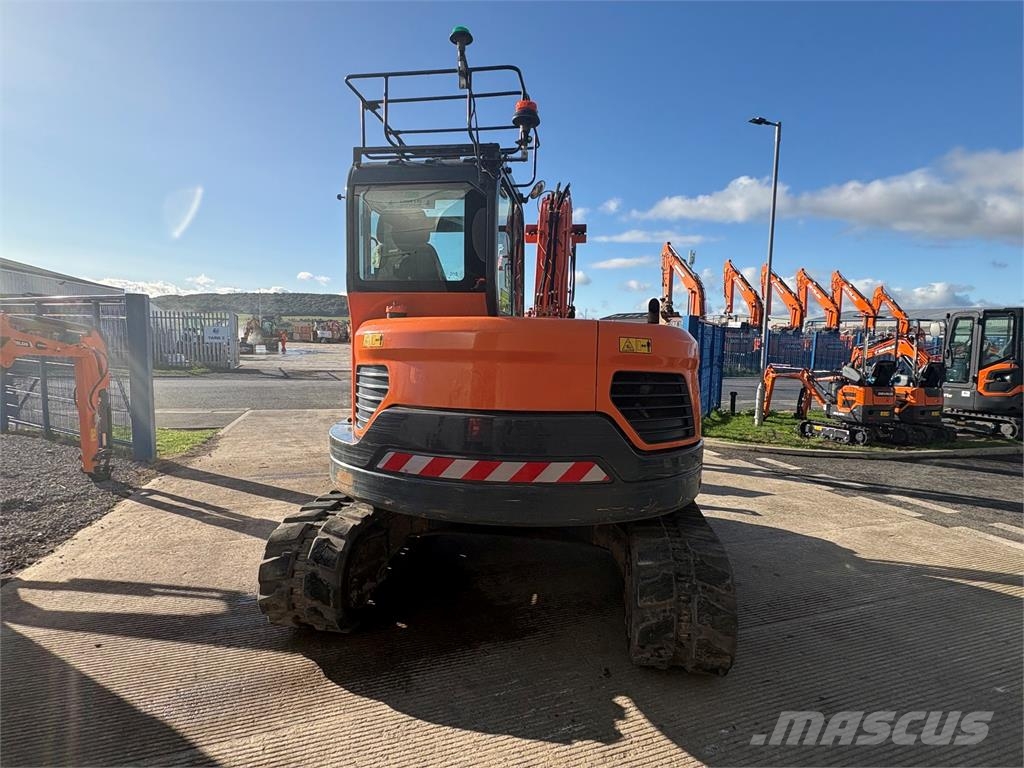 Develon Dx85r-3 Crawler excavators