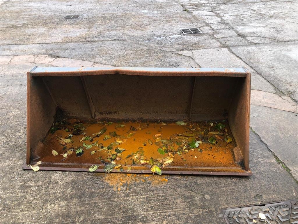 LWC 6ft Bucket دلاء