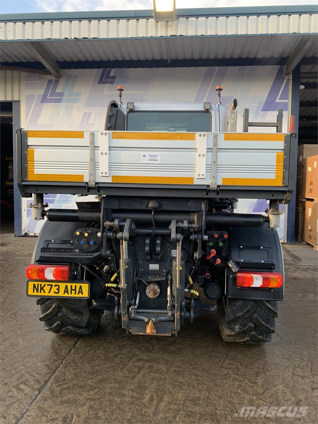 Mercedes-Benz U435 Unimog Komunalinė technika