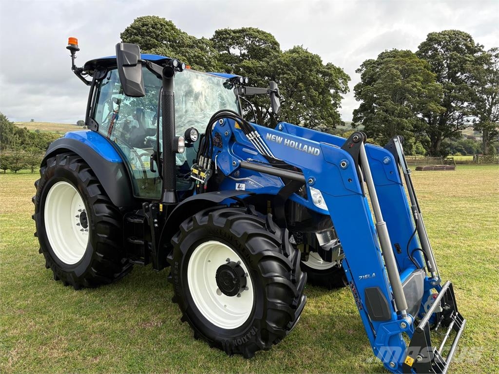 New Holland T5.140 Tractors