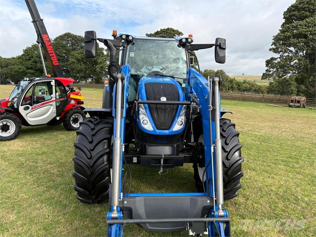 New Holland T5.140 Tractors