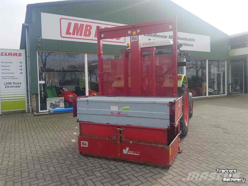 BvL u-snijder Topstar 195H met bovenlosser 草捆撕碎機、切割機、拆袋機