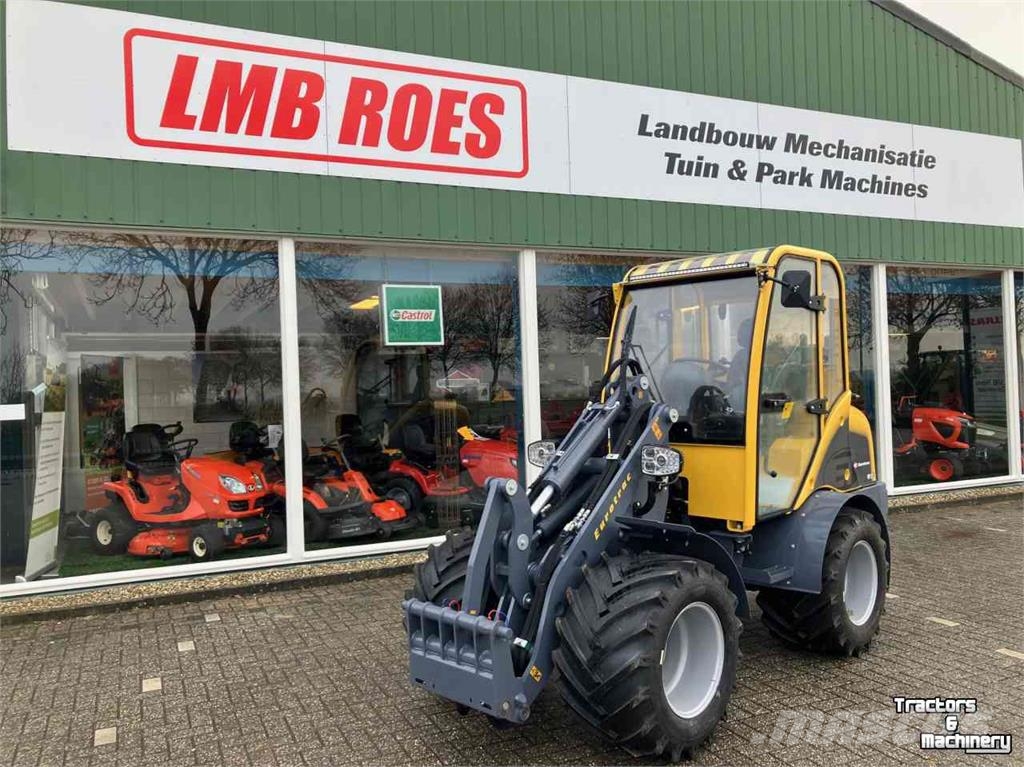 Eurotrac W12 CMF-XL shovel, minishovel Teleskopiska hjullastare
