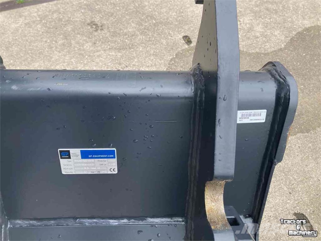 GP DBS30-600-CW10 Graafbak معدات البناء - غير ذلك