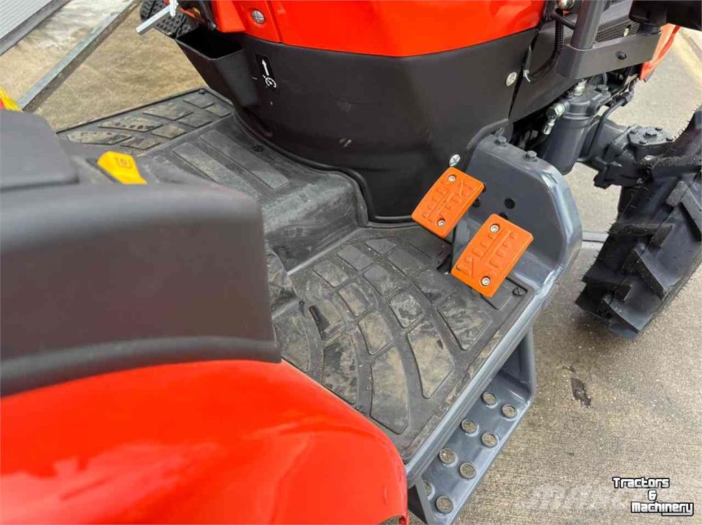 Kubota EK261 HST Compact traktor جرارات مدمجة