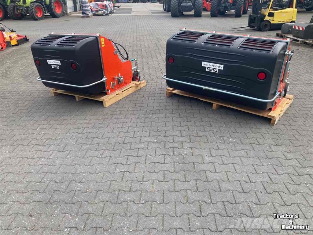 Kubota Koala 1000 klepelmaaiers verticuteermachine lever معدات العناية بالأرض - غير ذلك