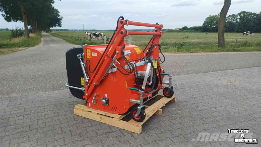 Kubota Koala 1600 pro klepelmaaier Kubota Peruzzo Corta-césped para remates, antegreens y roughs