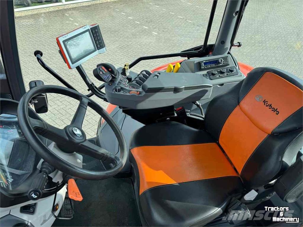 Kubota M7153 KVT PREMIUM Traktory