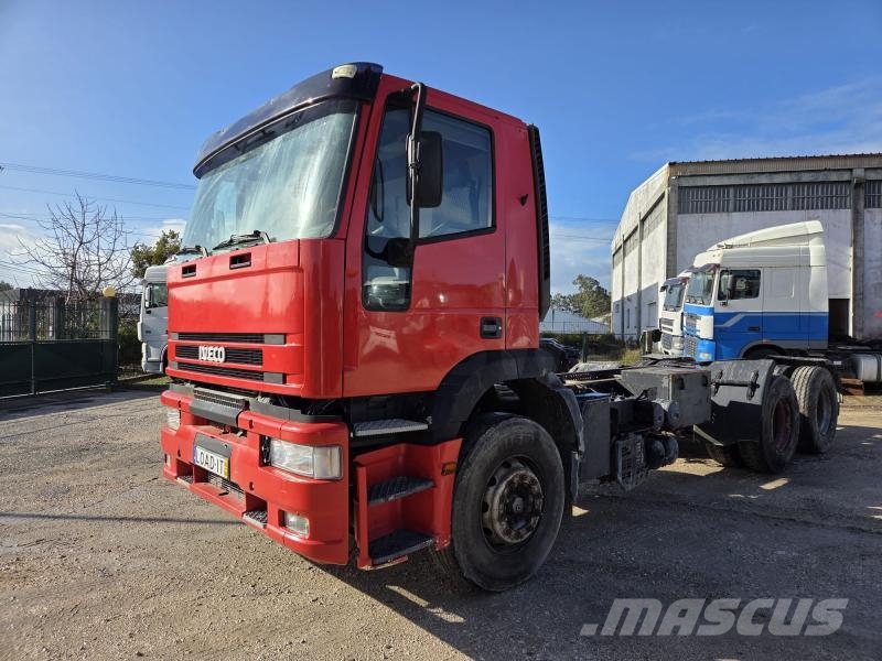 Iveco 240E/TN Camiones con chasís y cabina