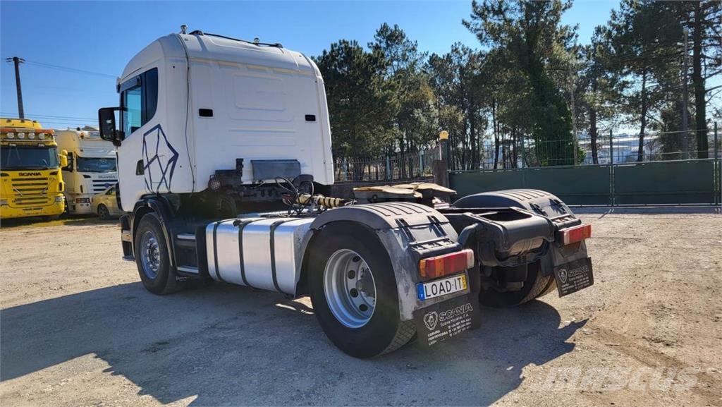 Scania 144L 460 وحدات الجر