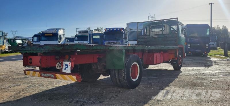 Scania 86 Oldtimer 平板式/側卸式卡車