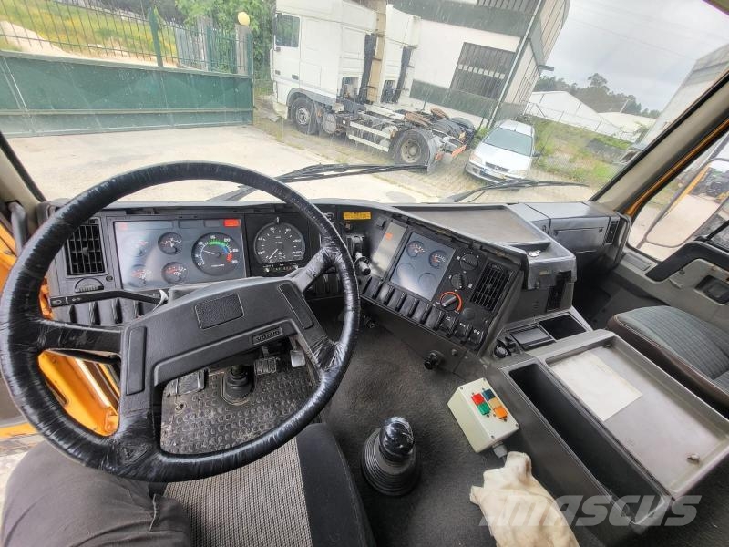 Volvo FL7 Kamioni za otpad
