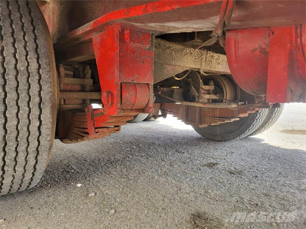 Volvo N12 Camiones de cama baja