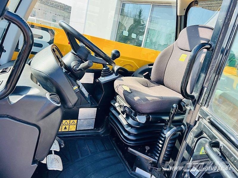 JCB 541-70 AGRI SUPER مناولات متداخلة