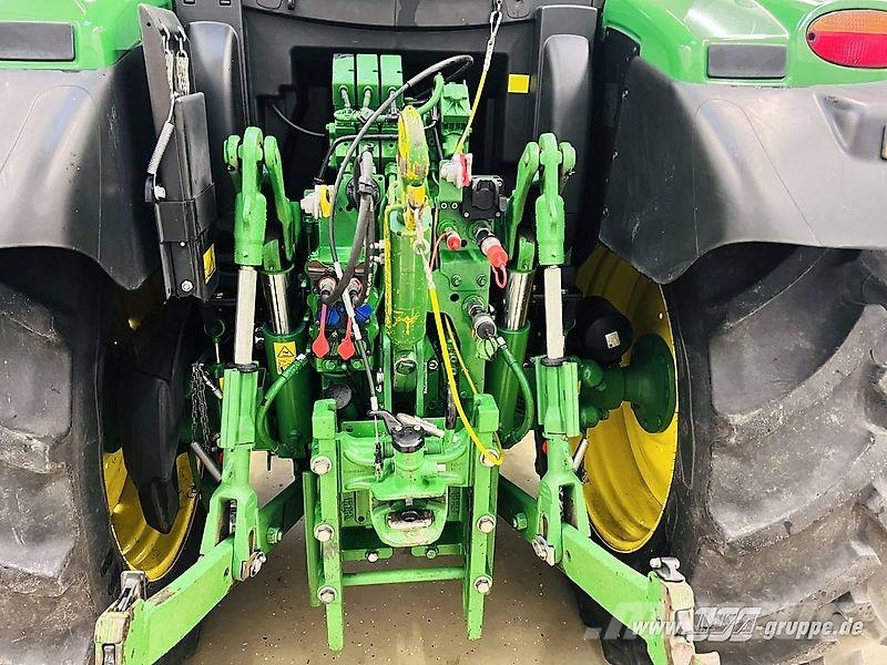 John Deere 6130R Traktorji