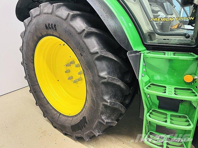 John Deere 6130R Traktorji