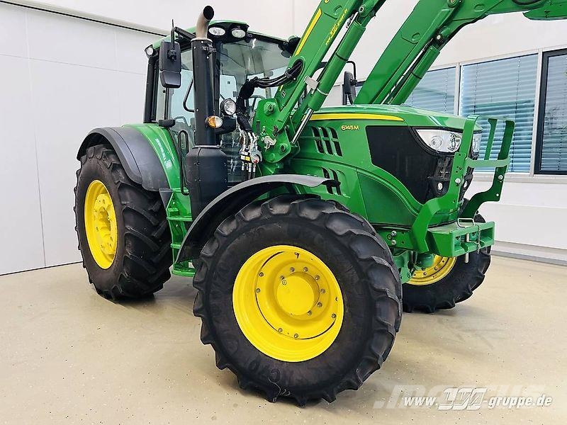 John Deere 6145M Tractoren
