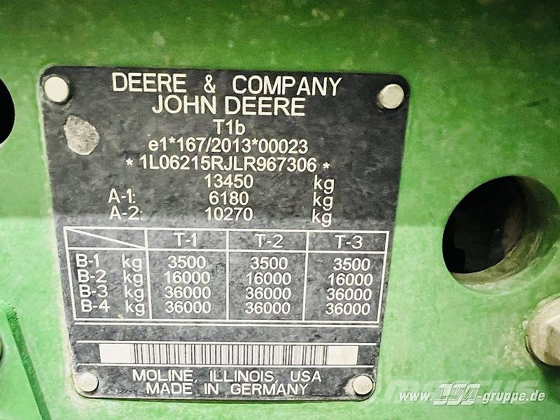 John Deere 6215R 曳引機