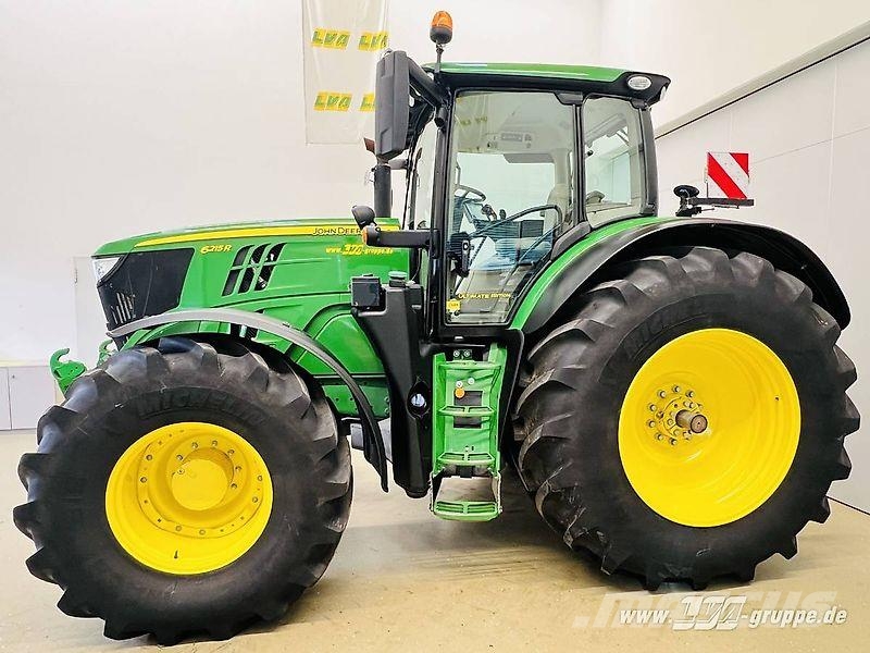 John Deere 6215R 曳引機