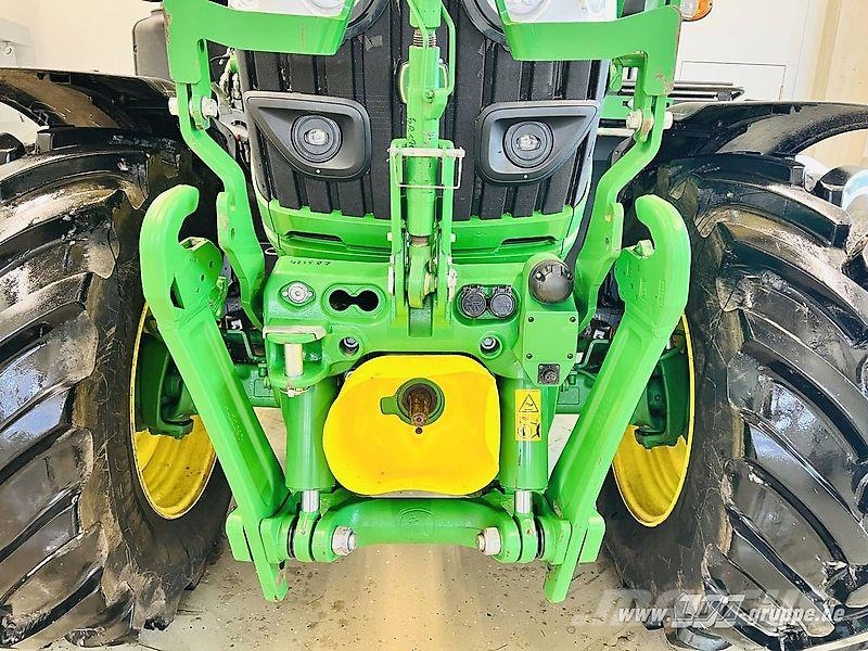 John Deere 6R 150 Traktori