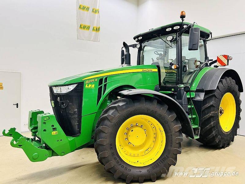 John Deere 8295R Tractoren