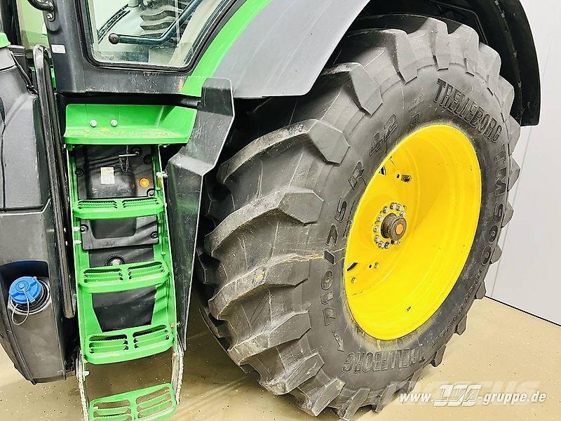 John Deere 8295R Tractoren