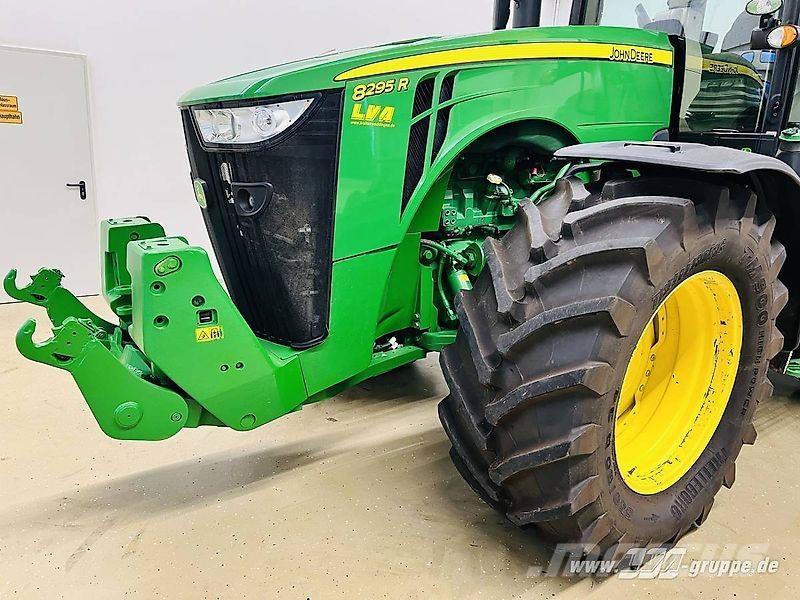 John Deere 8295R Tractoren