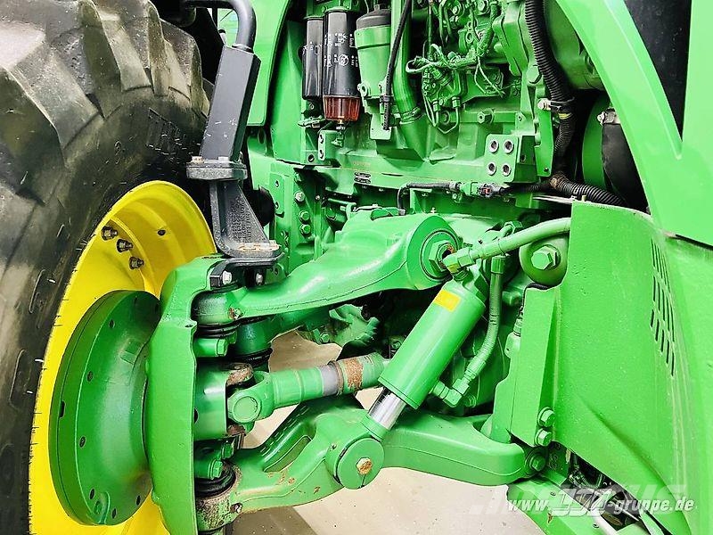 John Deere 8295R Tractoren
