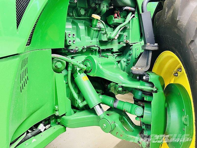 John Deere 8295R Tractoren